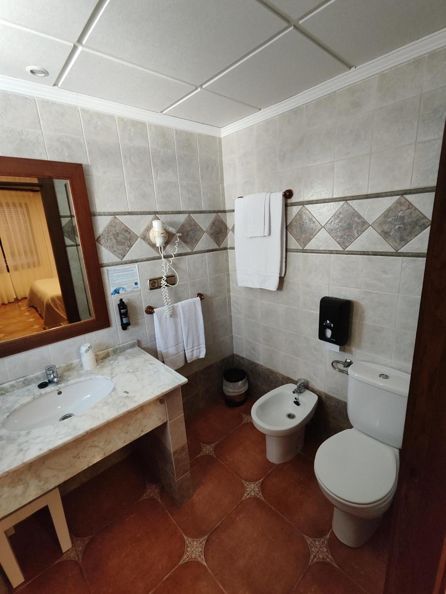 Hostal La Posada توريلانو المظهر الخارجي الصورة