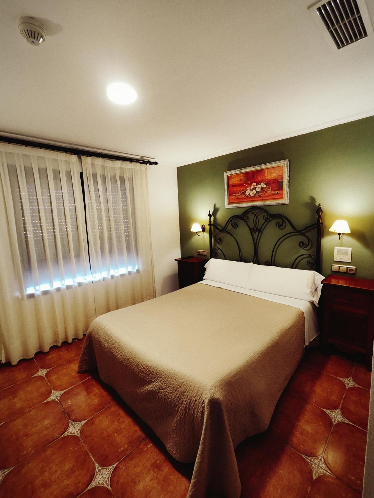 Hostal La Posada توريلانو المظهر الخارجي الصورة