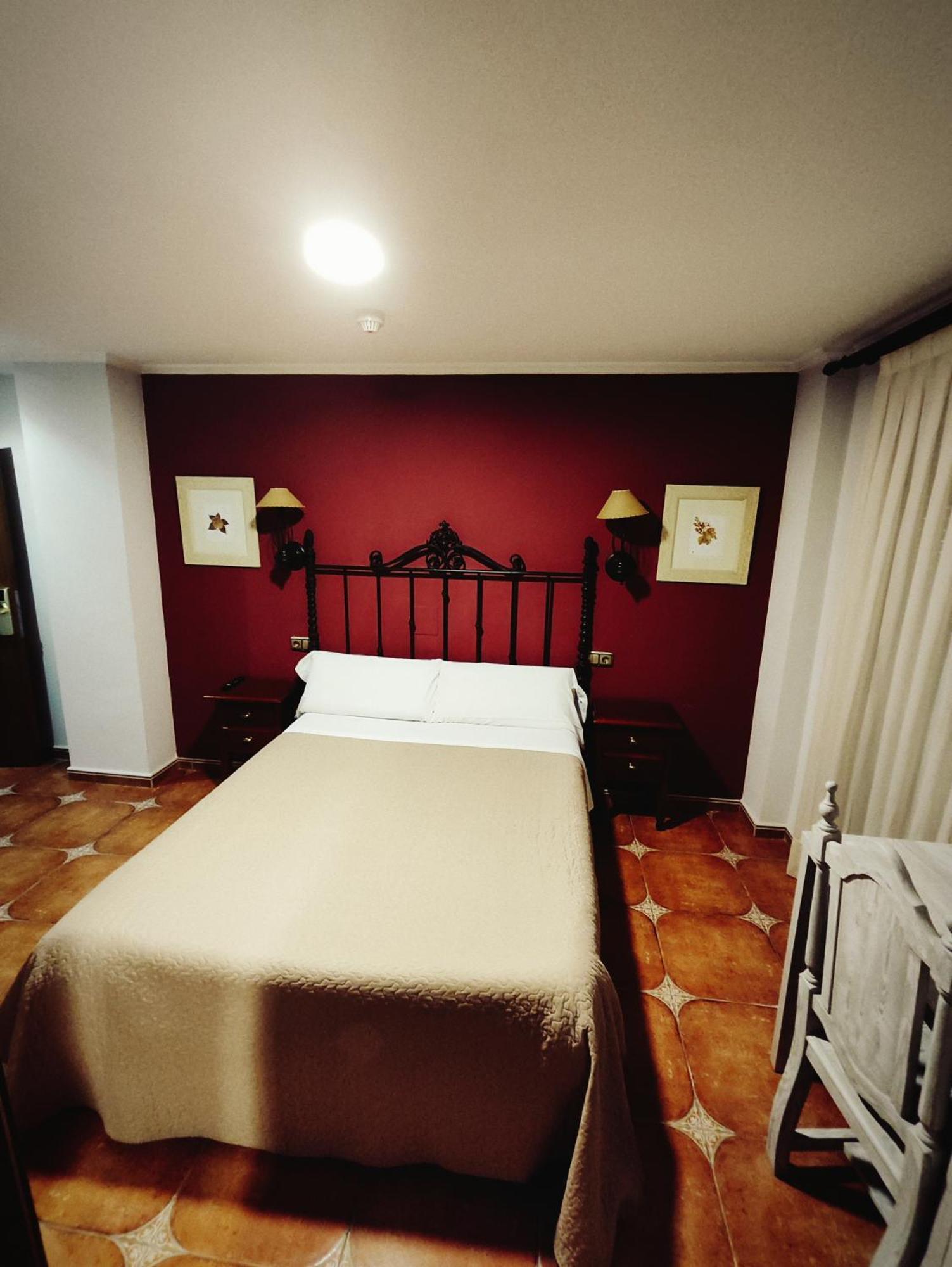 Hostal La Posada توريلانو المظهر الخارجي الصورة